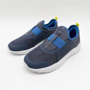 Deer Stags Galaxy Jr Big Kids Slip On Sneakers Lightweight Washable Navy 5.5 NEW